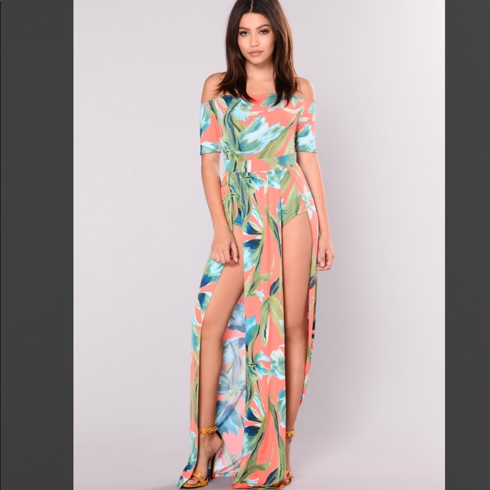 NWT💘 Fashion Nova Tropical Maxi FIRM